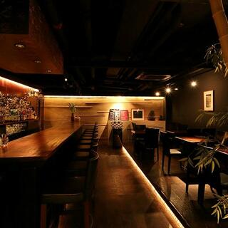 新横浜オーセンティック Bar T3の写真7