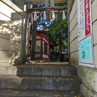 子安神社の写真8