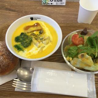 Social Cafe Sign with Me× very berry soupの写真7