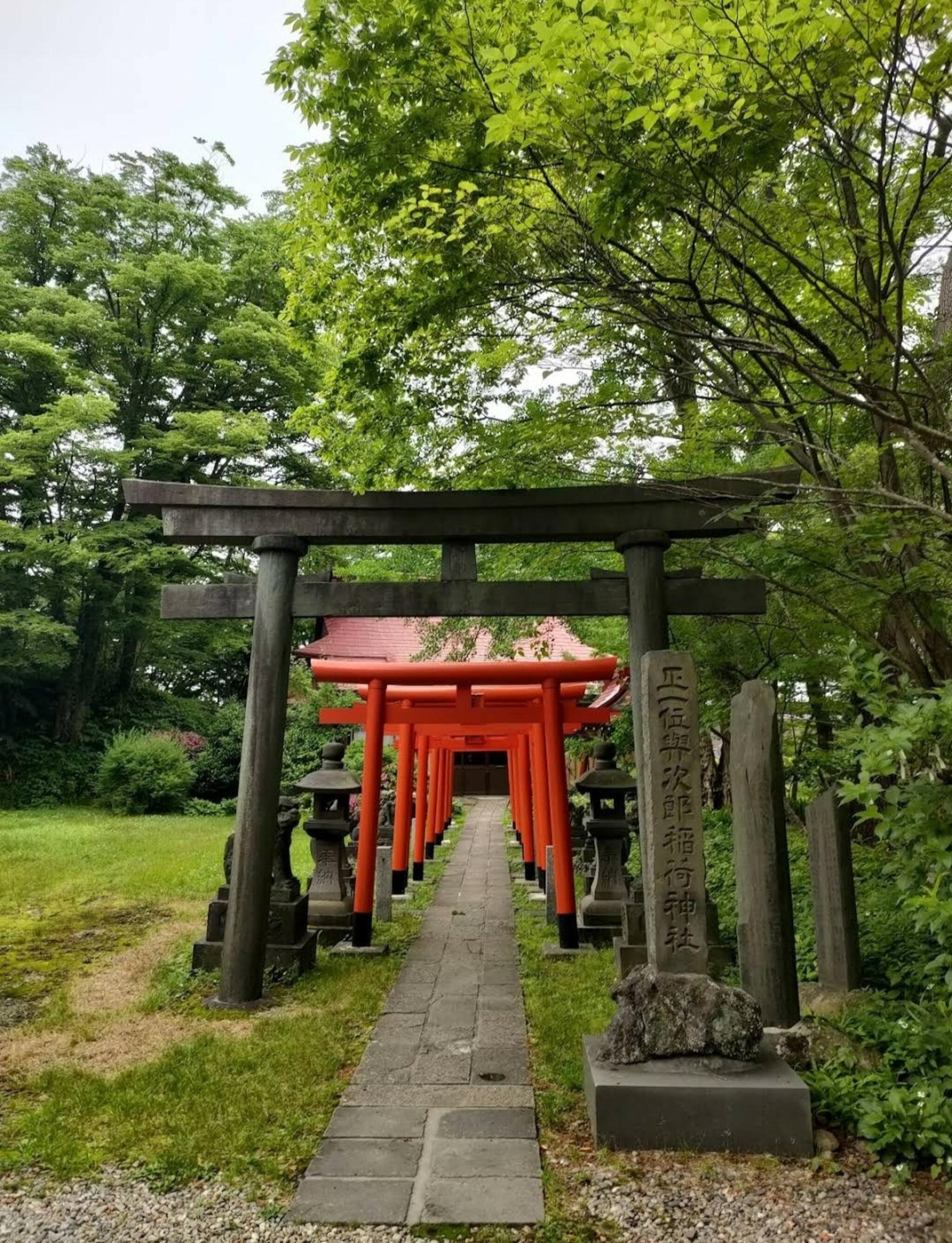 八幡秋田神社の代表写真1