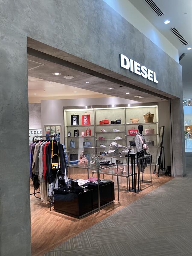 クチコミ : DIESEL ACC STORE 阪急西宮ガーデンズ - 西宮市高松町/衣料品店 | Yahoo!マップ