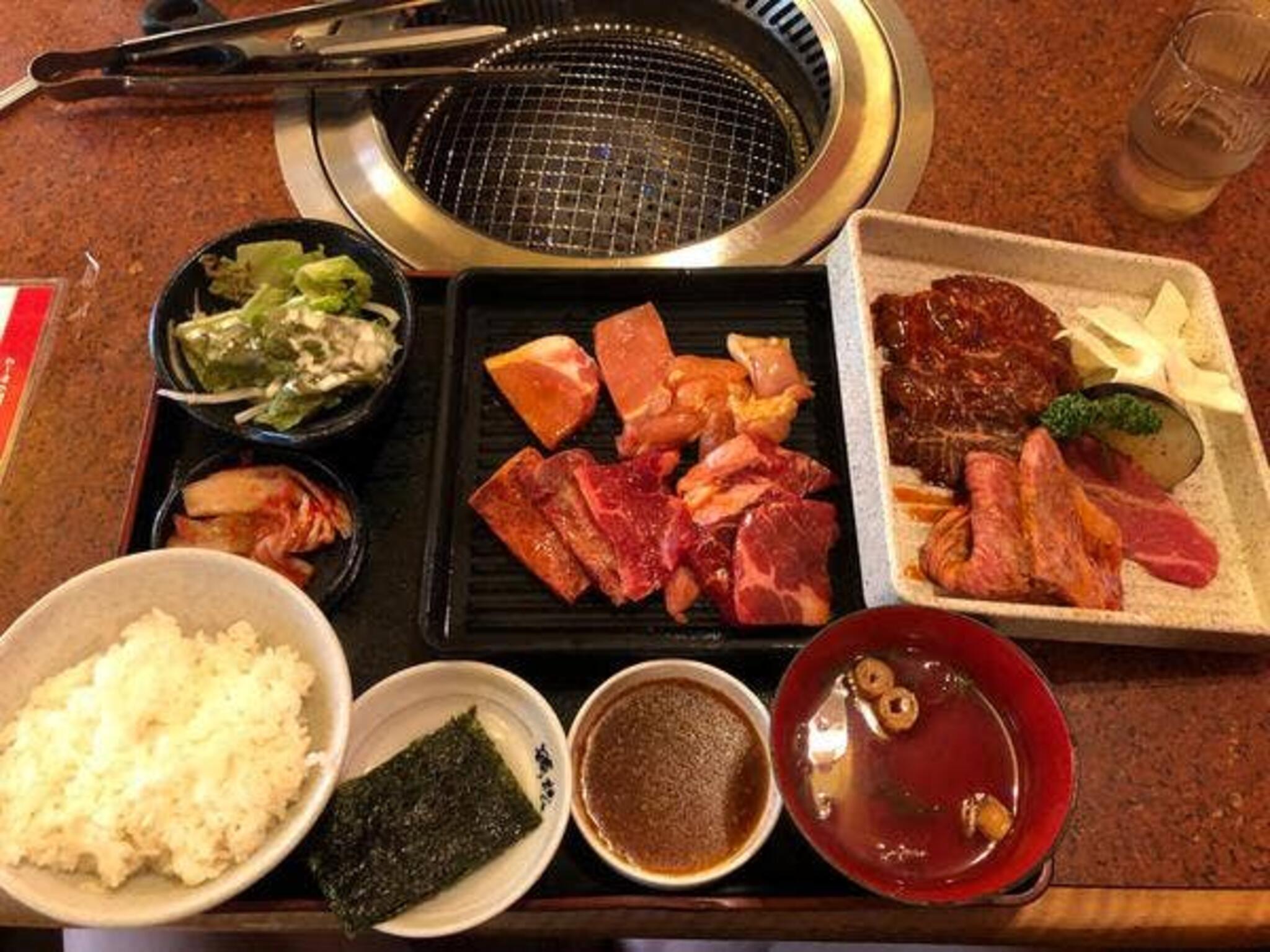 焼肉レストラン 鶴松 灘崎店の代表写真7