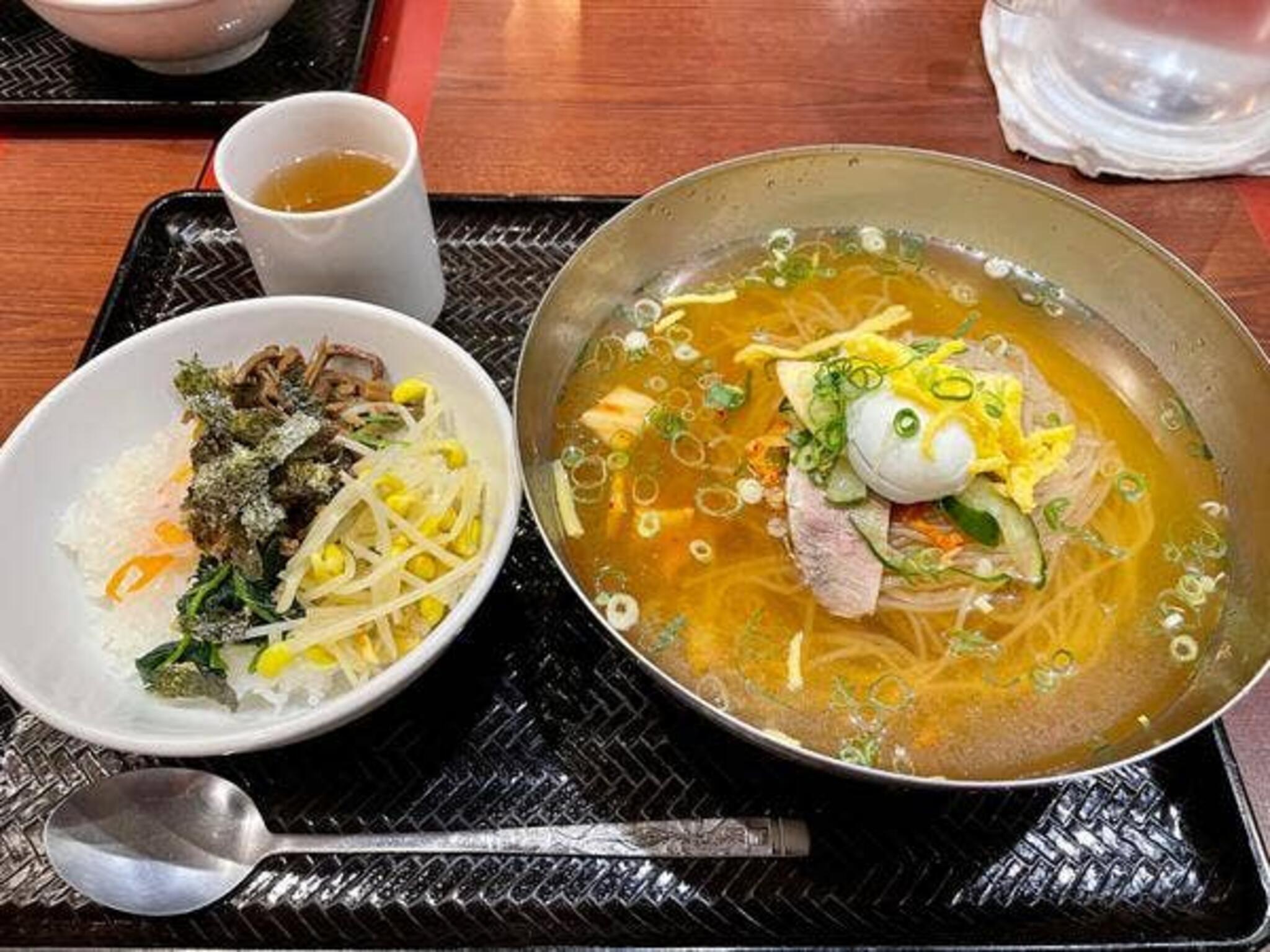 韓国料理 北新地 冷麺館の代表写真5