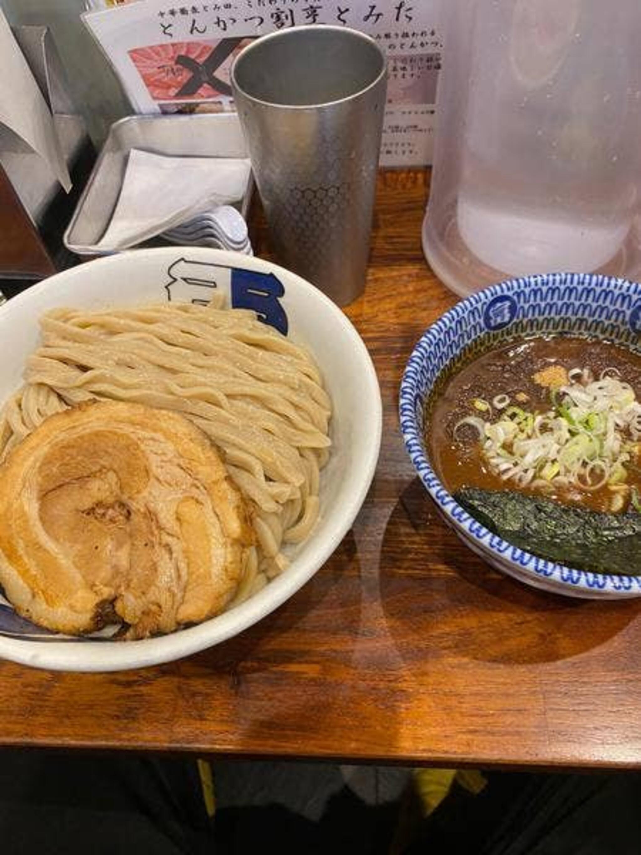 中華蕎麦 とみ田 雷 北松戸本店の代表写真3