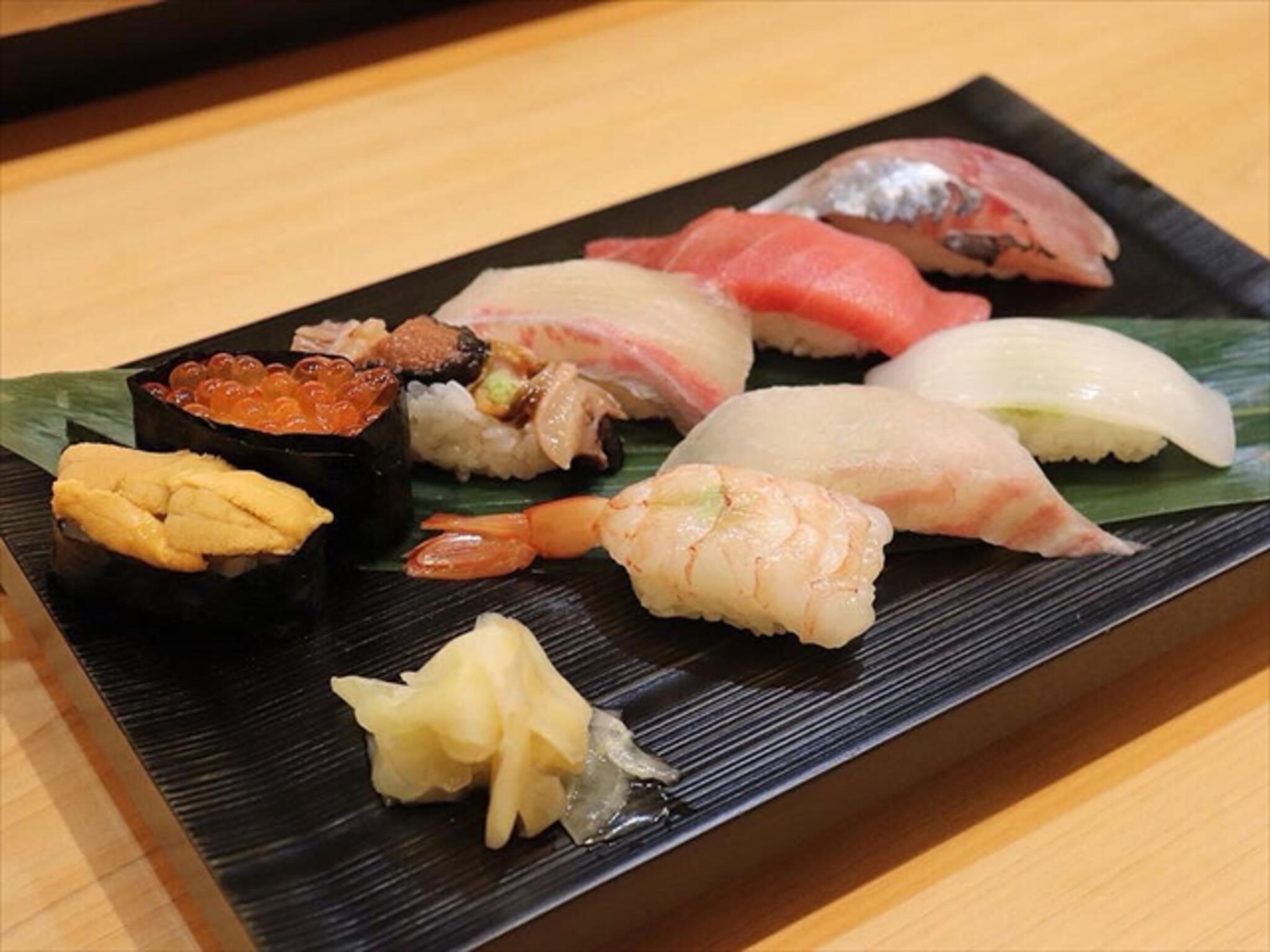 寿司・活魚料理 千石の代表写真1