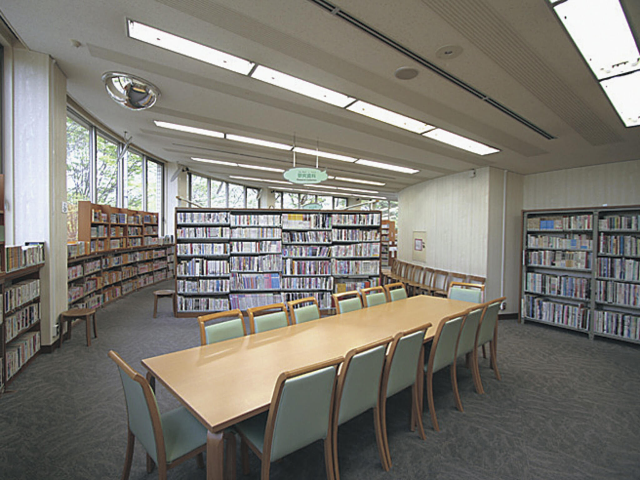 広島市まんが図書館の代表写真2