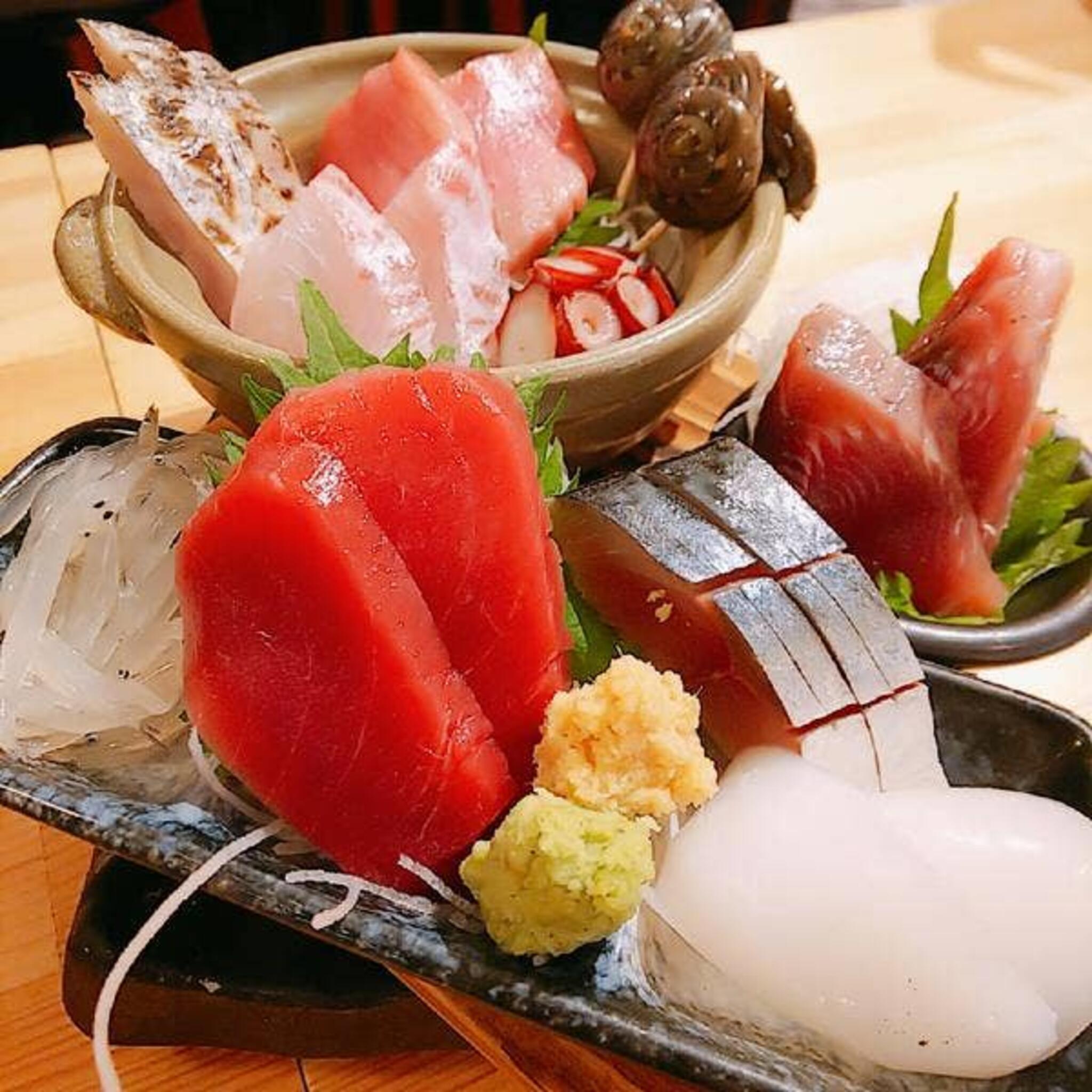 魚と酒はなたれ横浜東口店の代表写真5