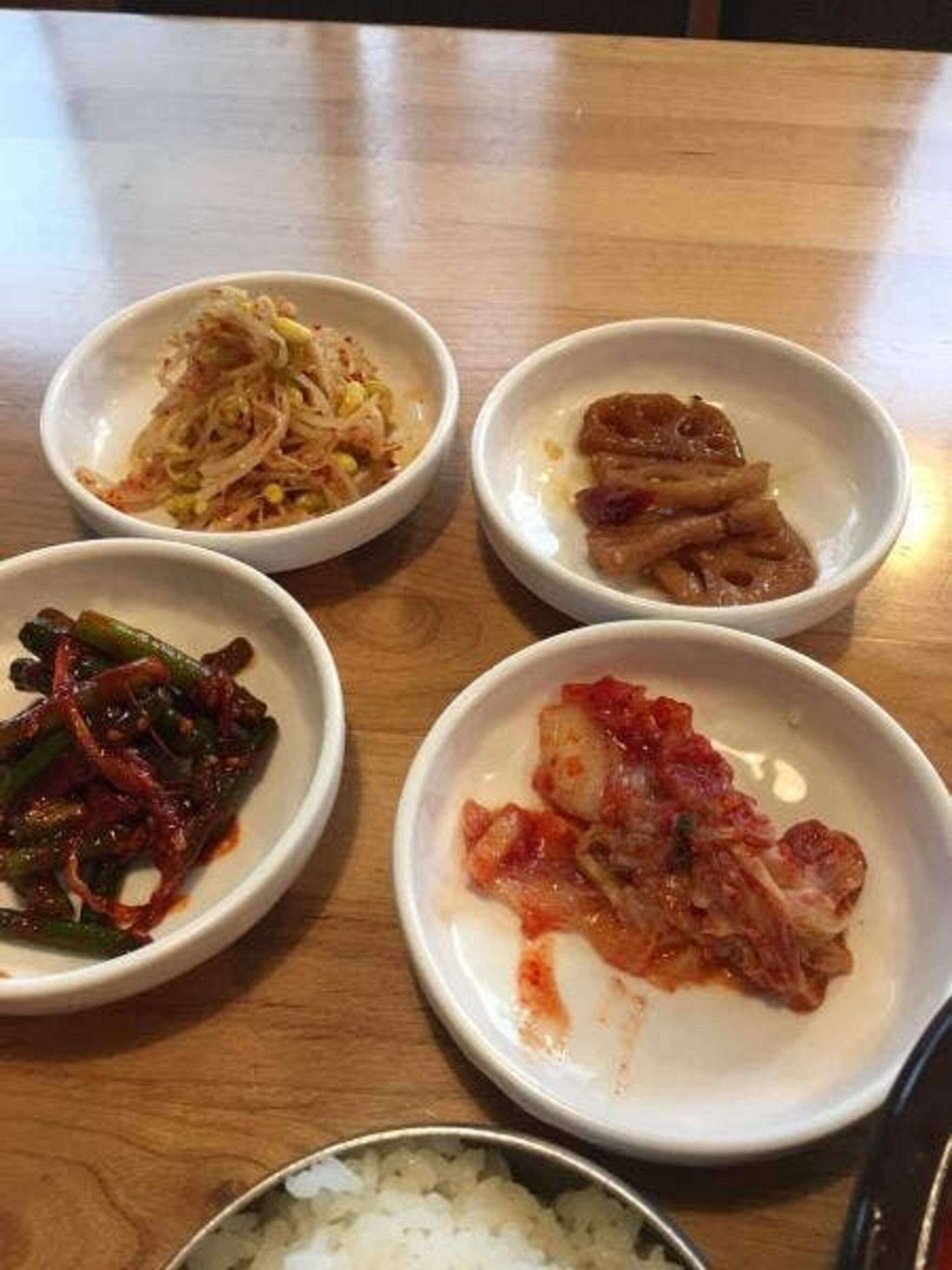 韓国料理 にじの代表写真1