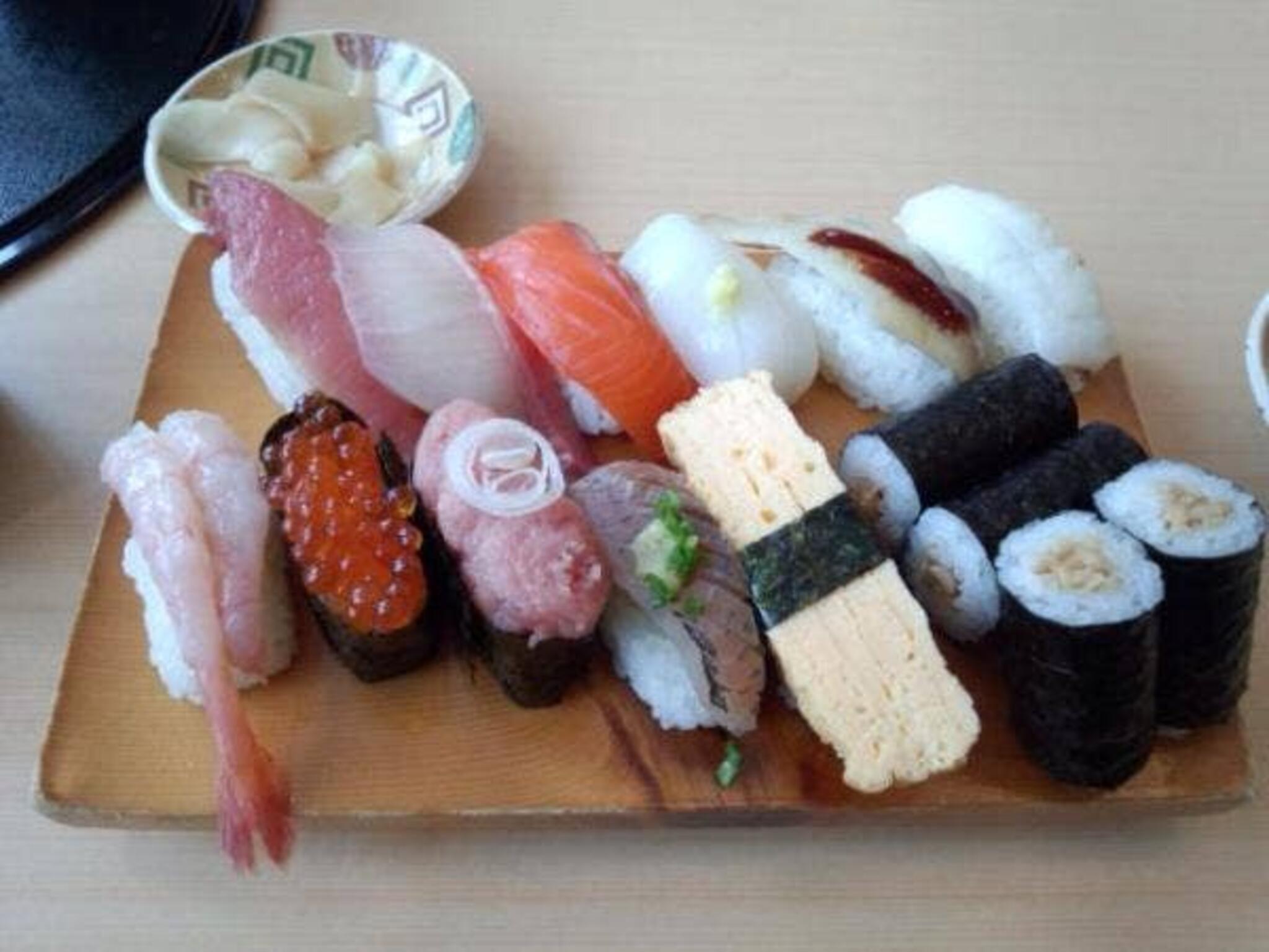 魚市場の活き活き寿司市場店の代表写真7