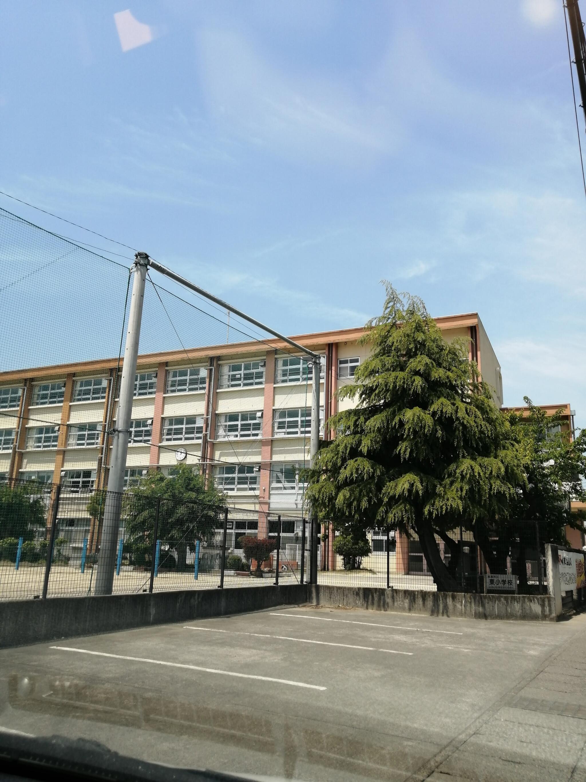 前橋市立 東小学校