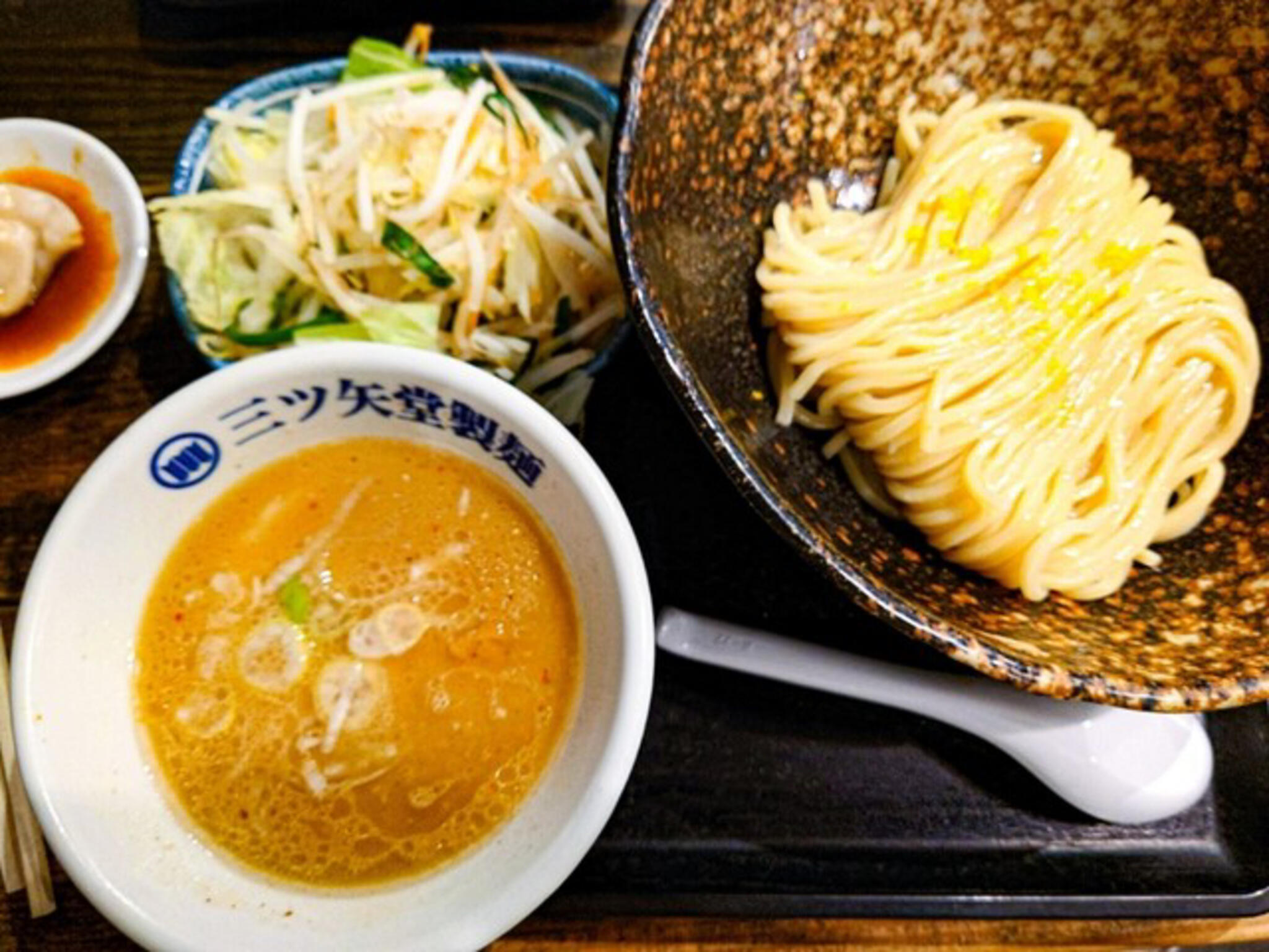 三ツ矢堂製麺 中目黒の代表写真6