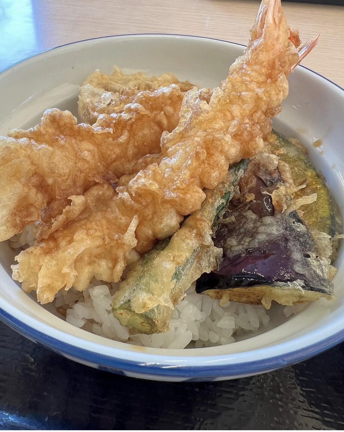 天丼・天ぷら本舗 さん天 茨木鮎川店 - 茨木市鮎川/天丼店 | Yahoo!マップ