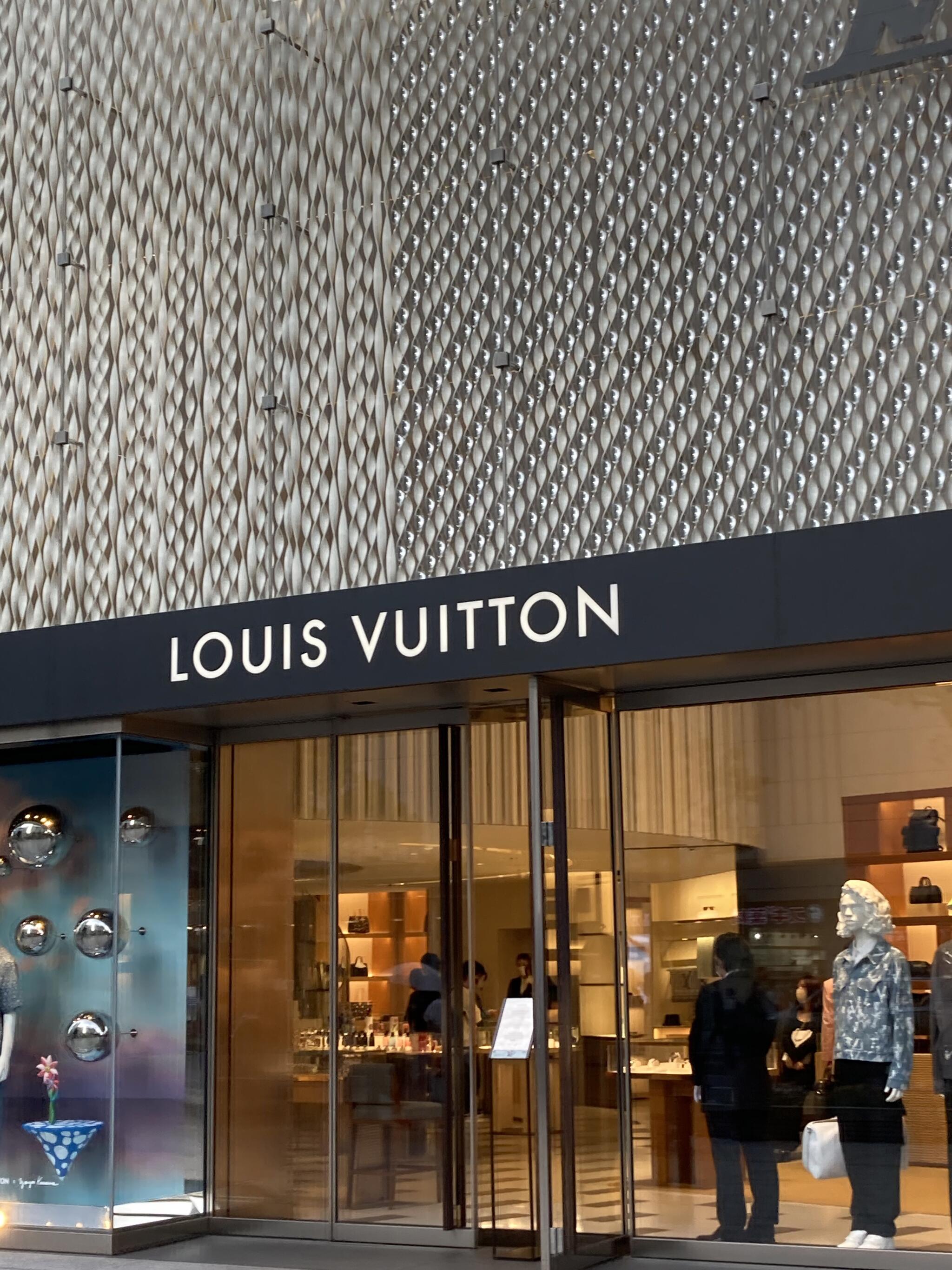 クチコミ : LOUIS VUITTON ナゴヤ ミッドランド スクエア店 - 名古屋市 