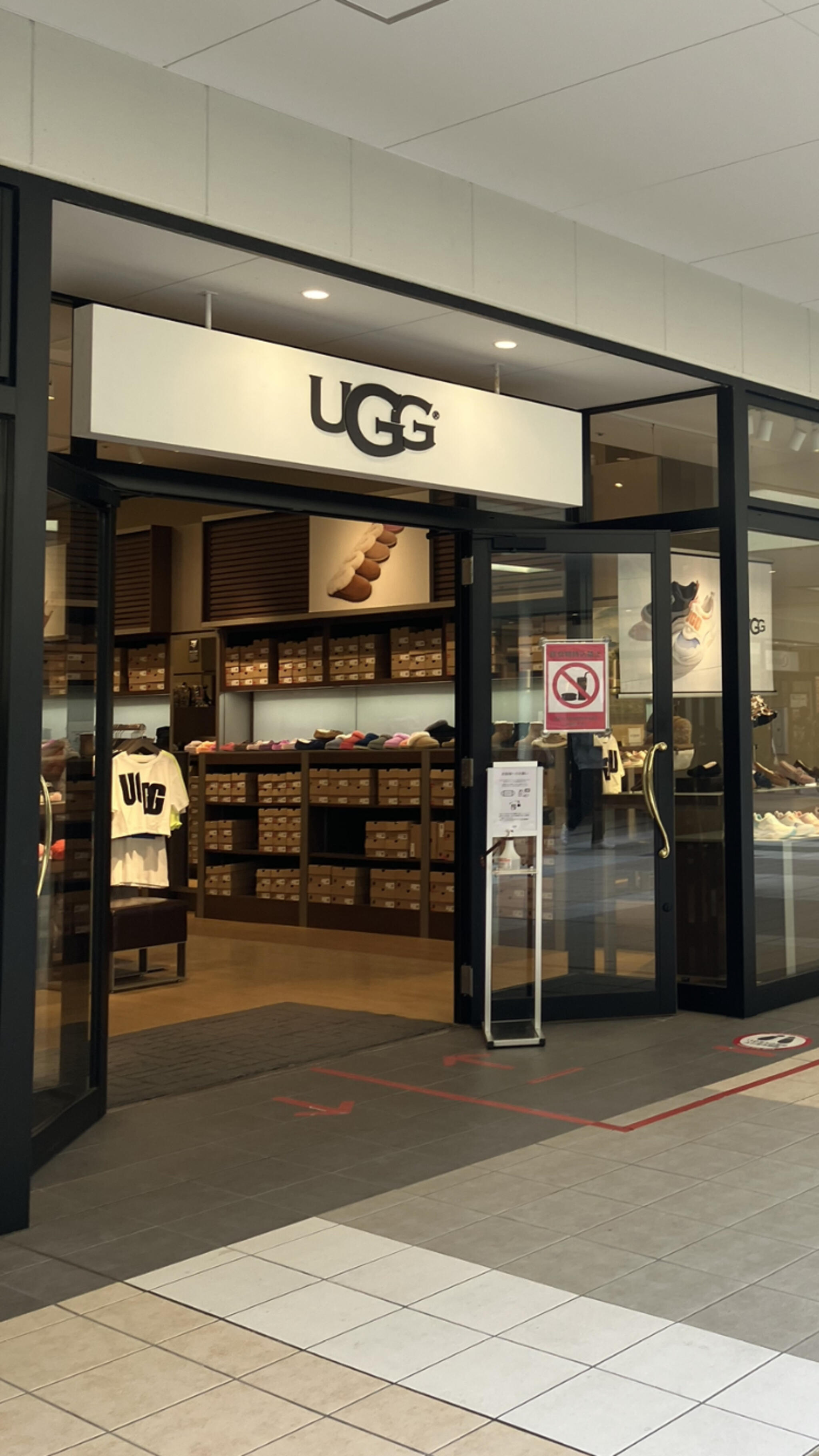 Ugg アウトレット outlet