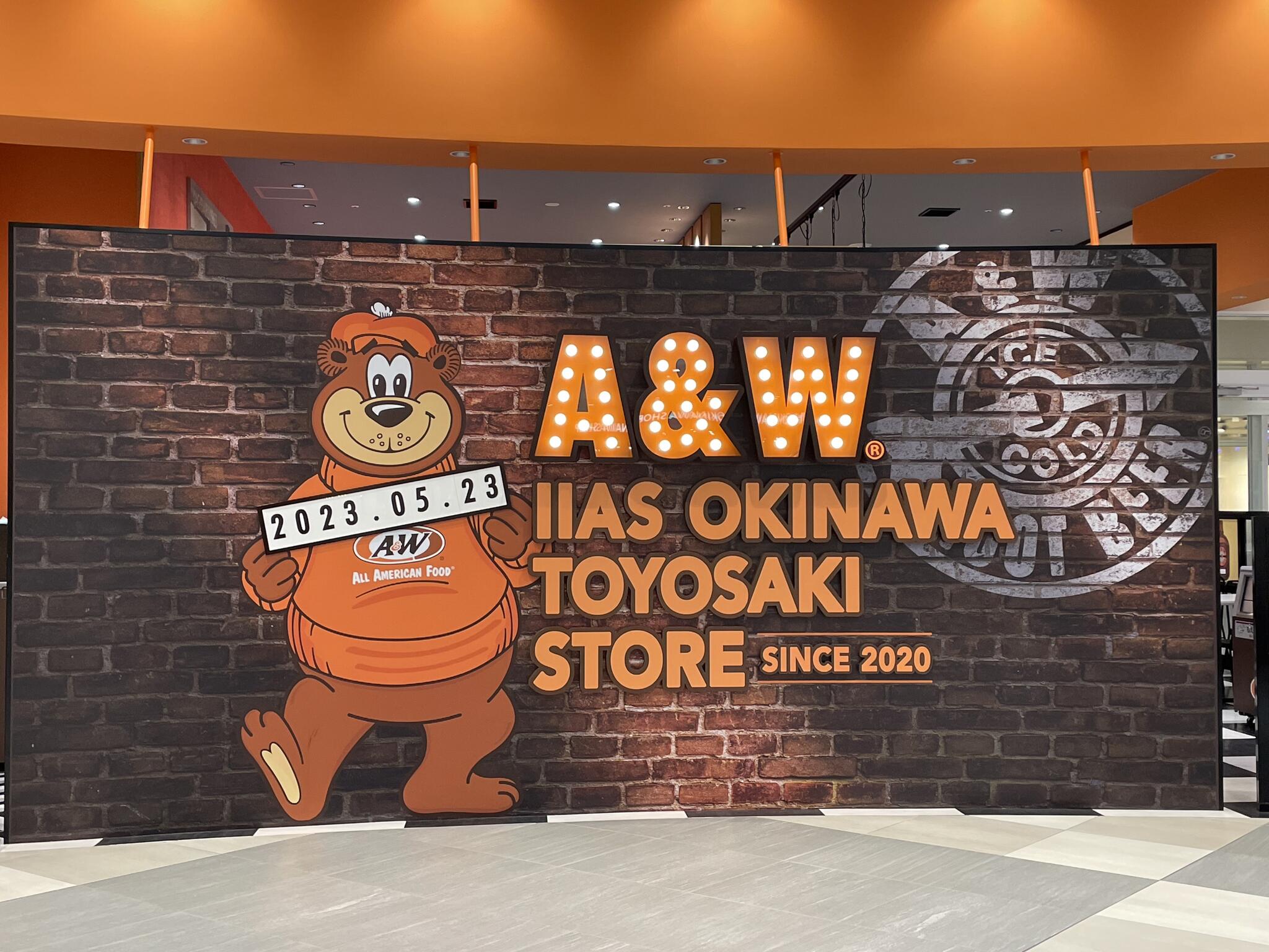 A&W イーアス沖縄豊崎店の代表写真3