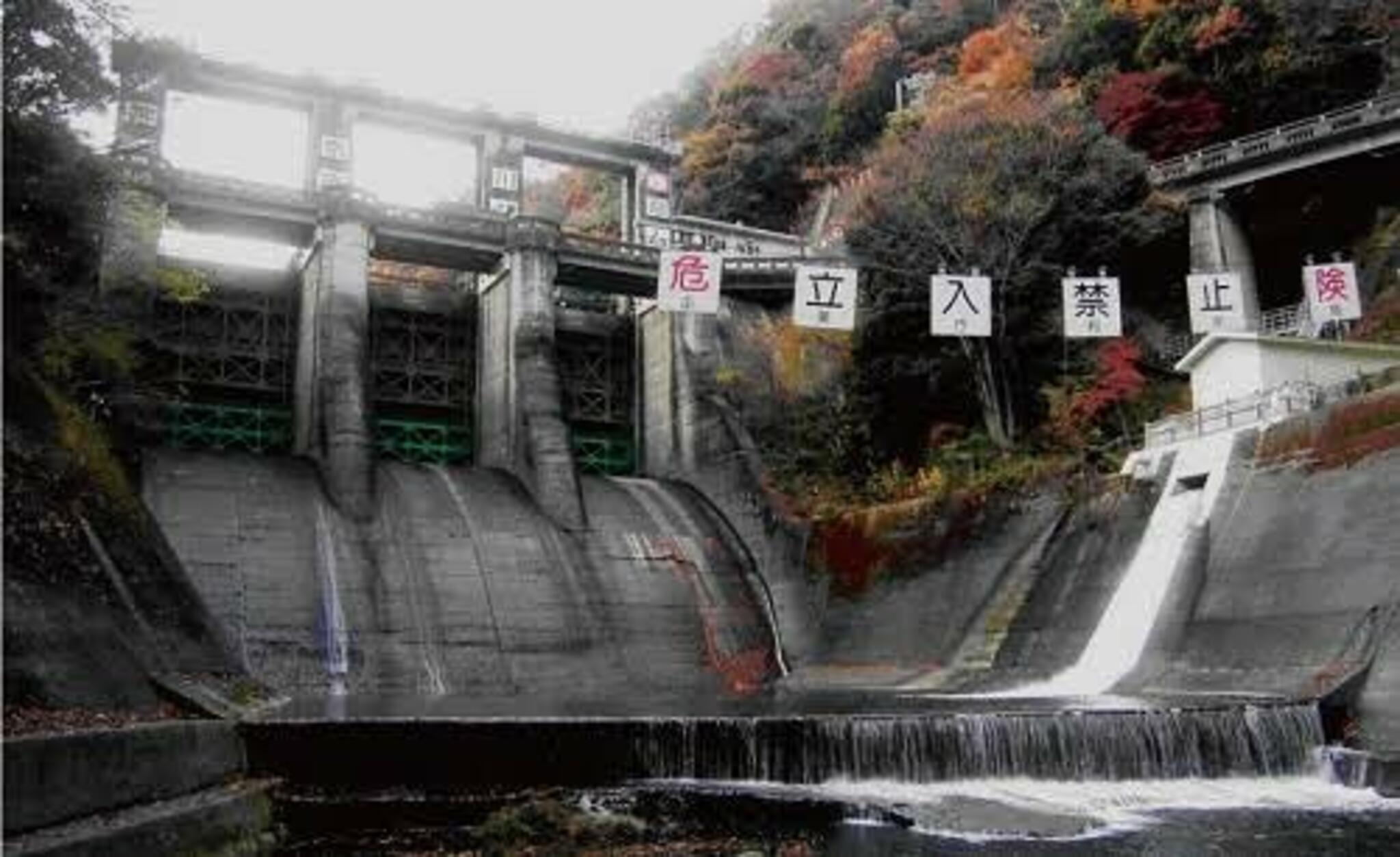 道志ダムの代表写真2