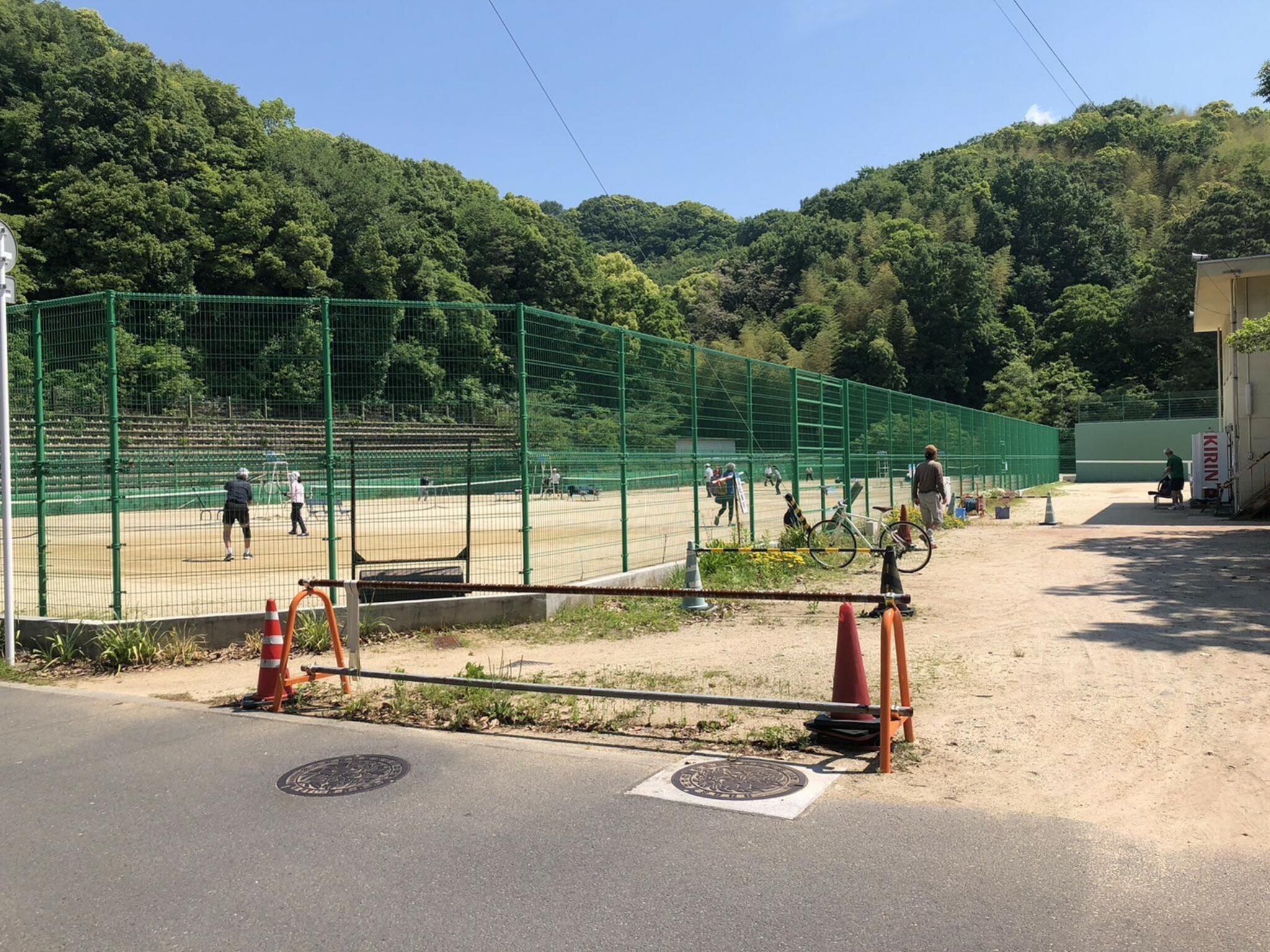 松山市湯月公園テニスコートの代表写真3