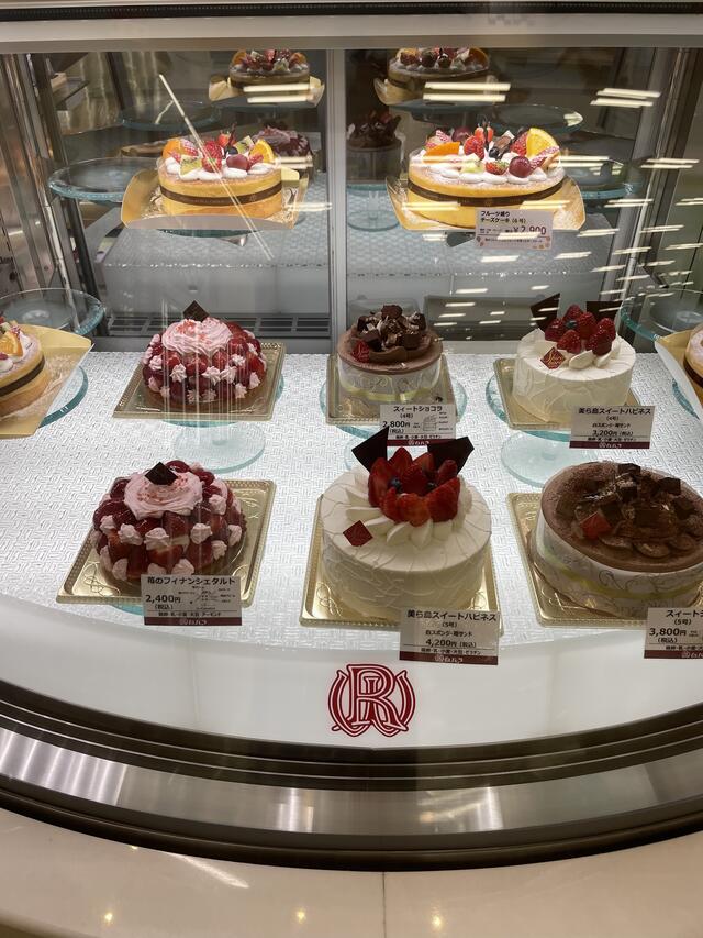 白バラ サンエー八重瀬シティ店 島尻郡八重瀬町字屋宜原/洋菓子店 Yahoo!マップ