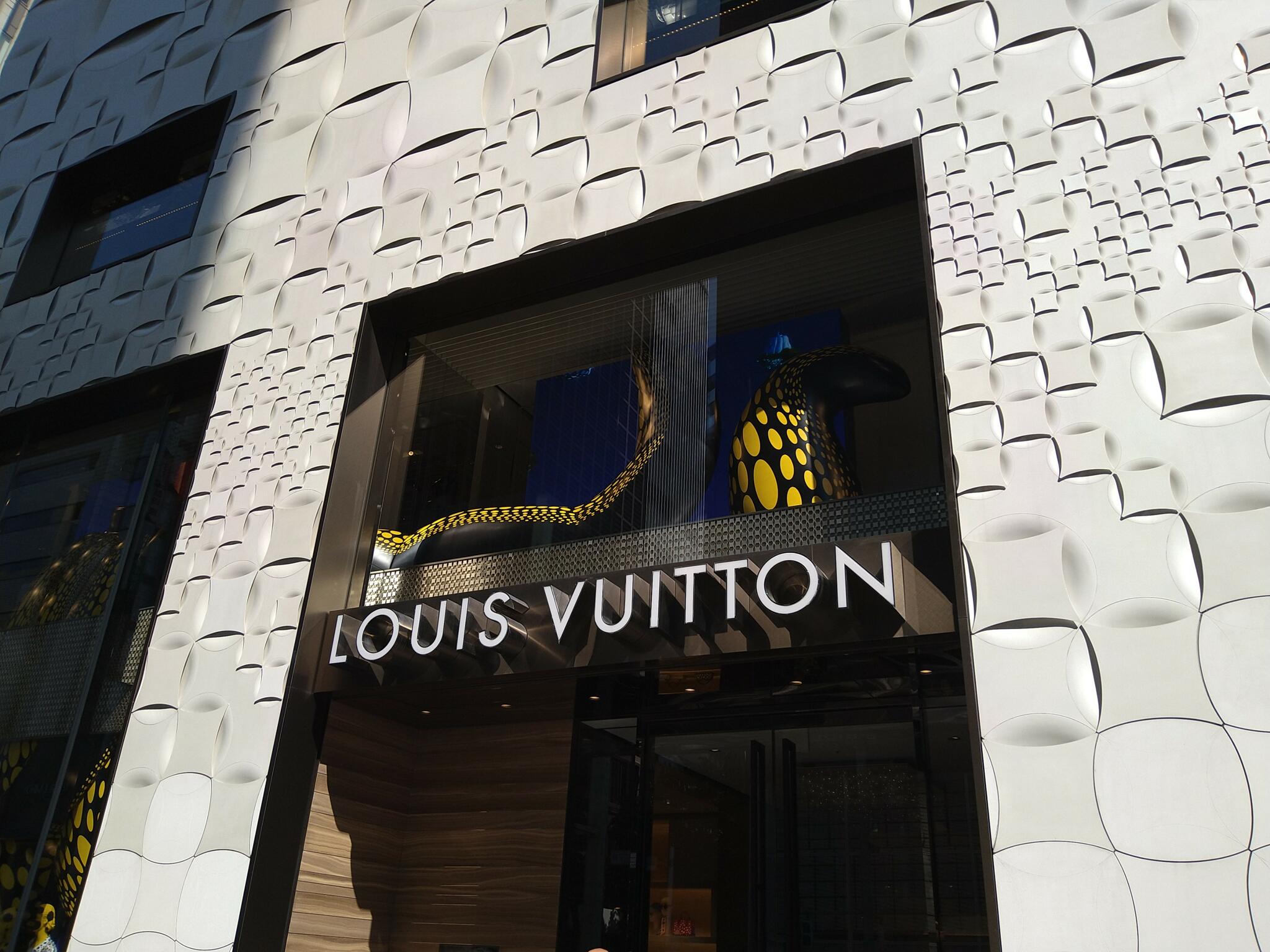 LOUIS VUITTON 松屋銀座店仮店舗の代表写真10