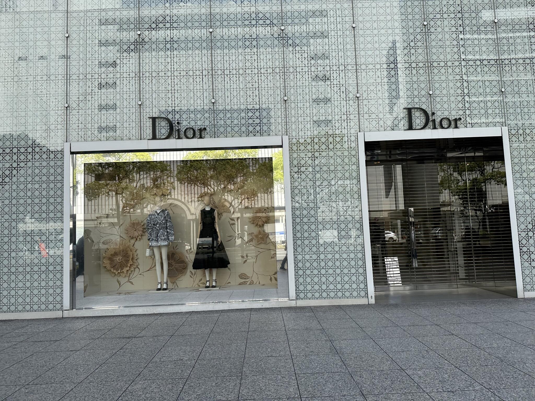 クチコミ : DIOR ディオール名古屋 - 名古屋市中村区名駅/ハイブランド | Yahoo!マップ