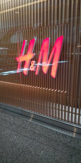 H&M ランドマークプラザ横浜店のクチコミ写真1