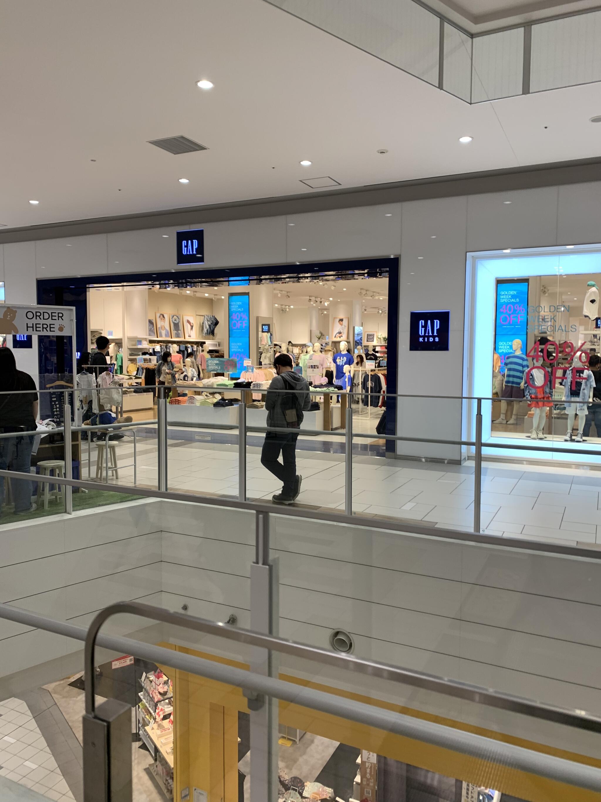 GAP ららぽーと海老名店の代表写真4