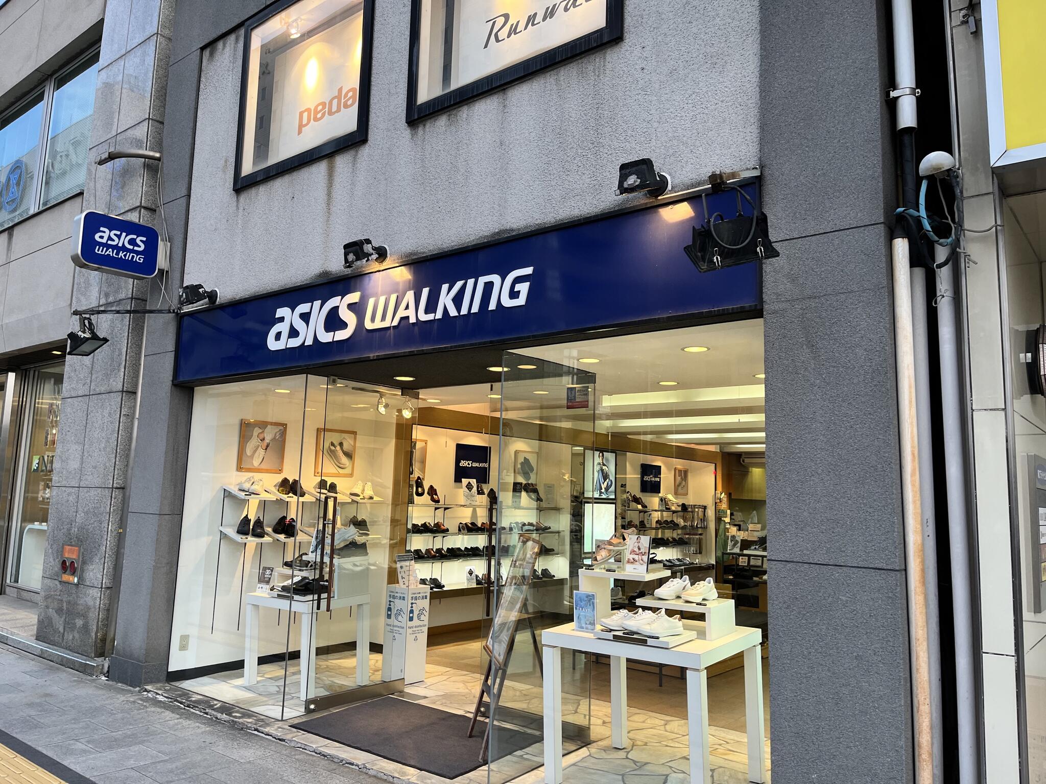 Asics 2024 walking japan