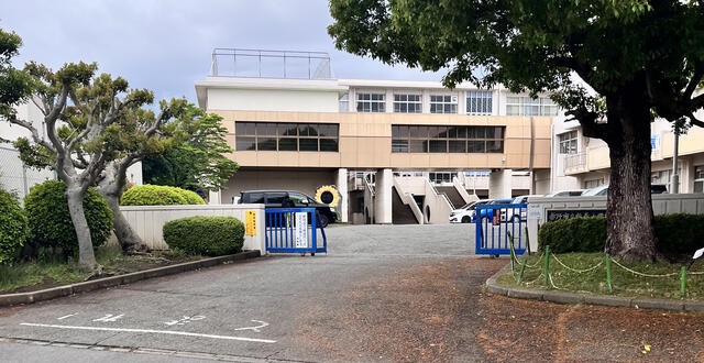 秦野市立鶴巻小学校 秦野市鶴巻/小学校 Yahoo!マップ