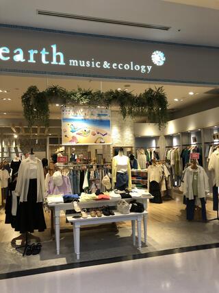 earth 服 オファー 年齢 層