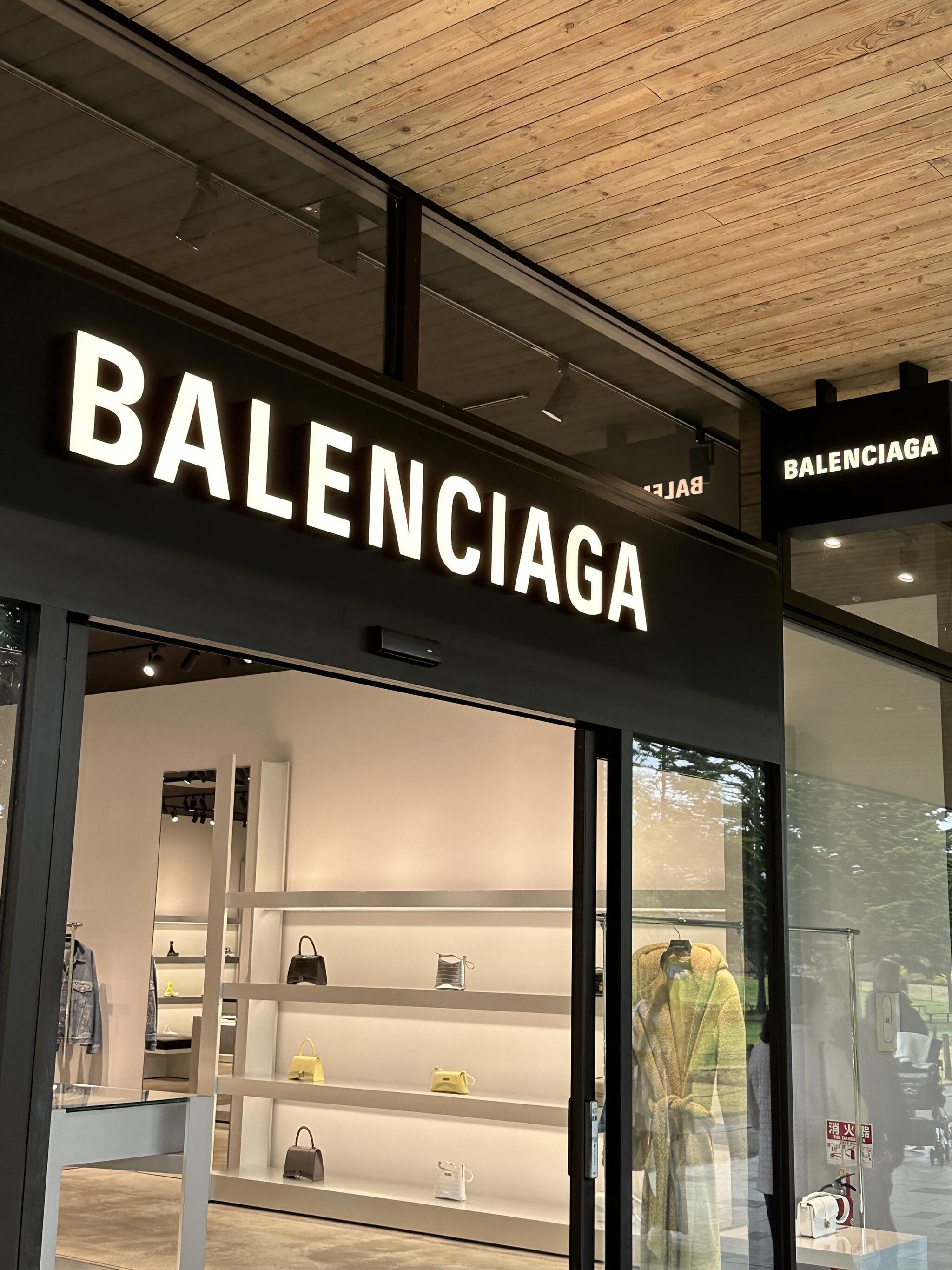 BALENCIAGA 札幌丸井今井 - 札幌市中央区南一条西/ハイブランド 