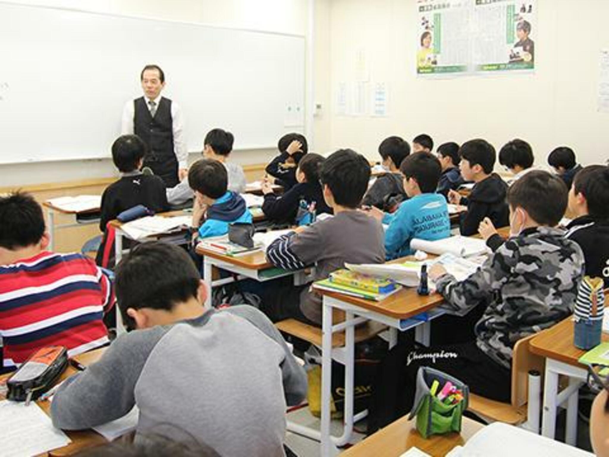 馬渕教室 泉大津校(中学受験)の代表写真4