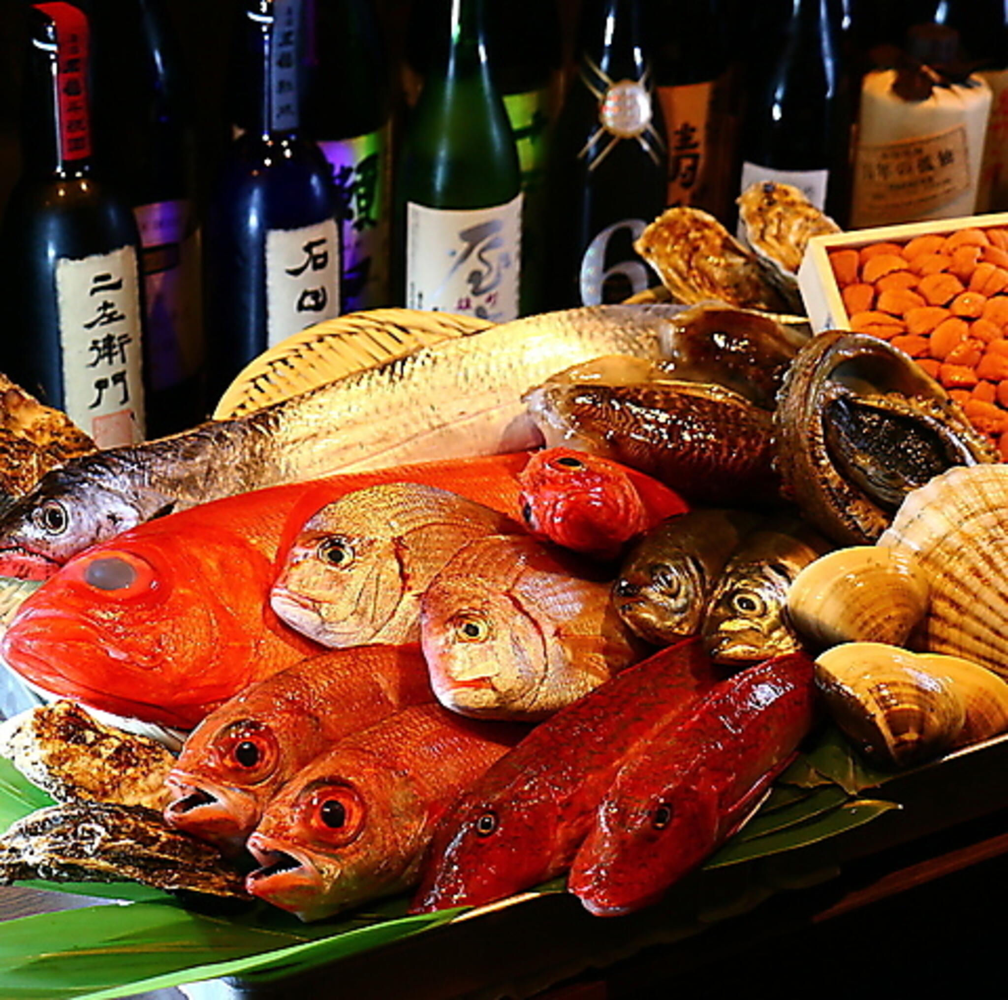 新鮮な魚介類と地酒専門店 おやじの隠れ家 魚武の代表写真2