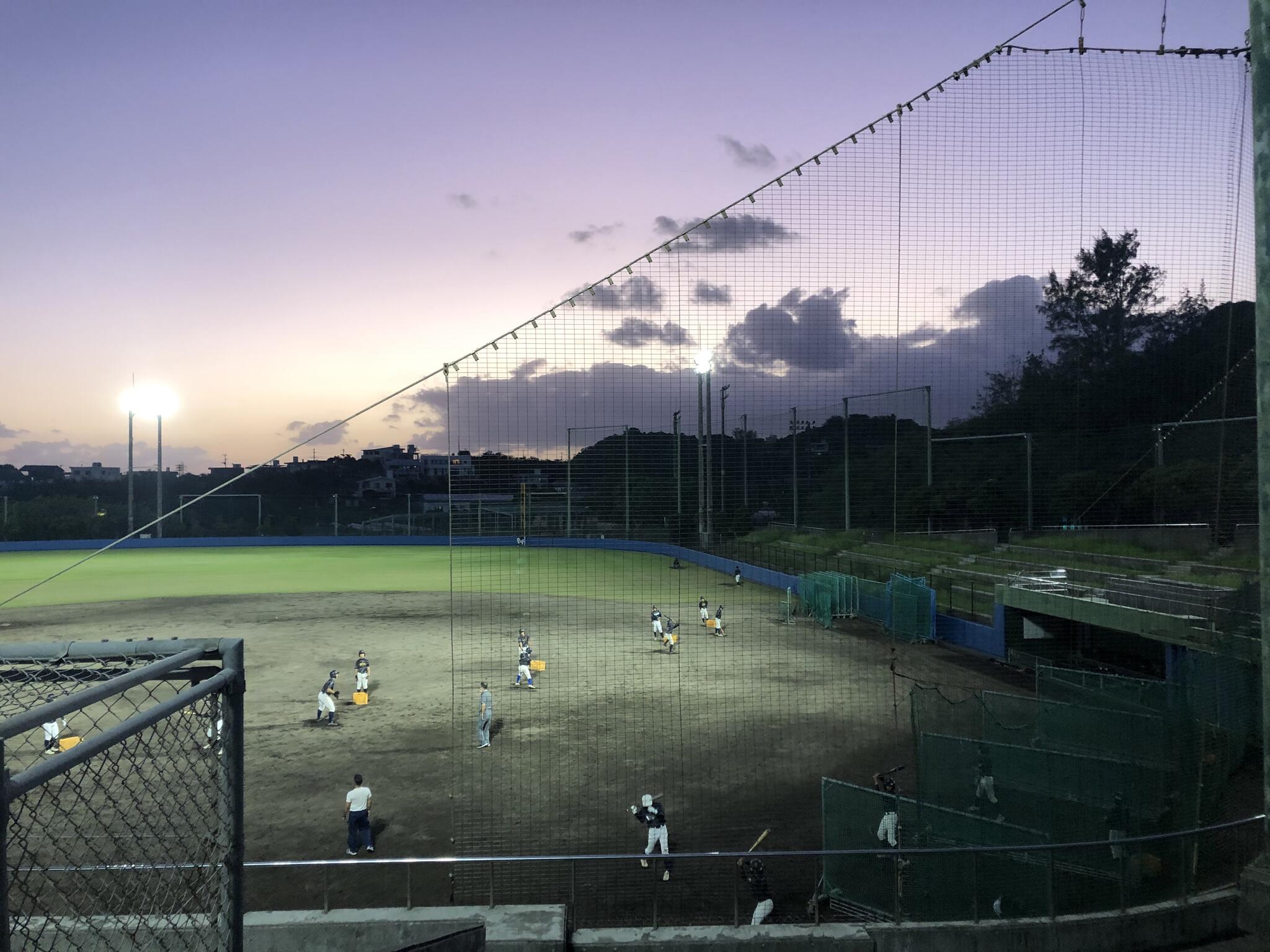 東風平運動公園野球場の代表写真1