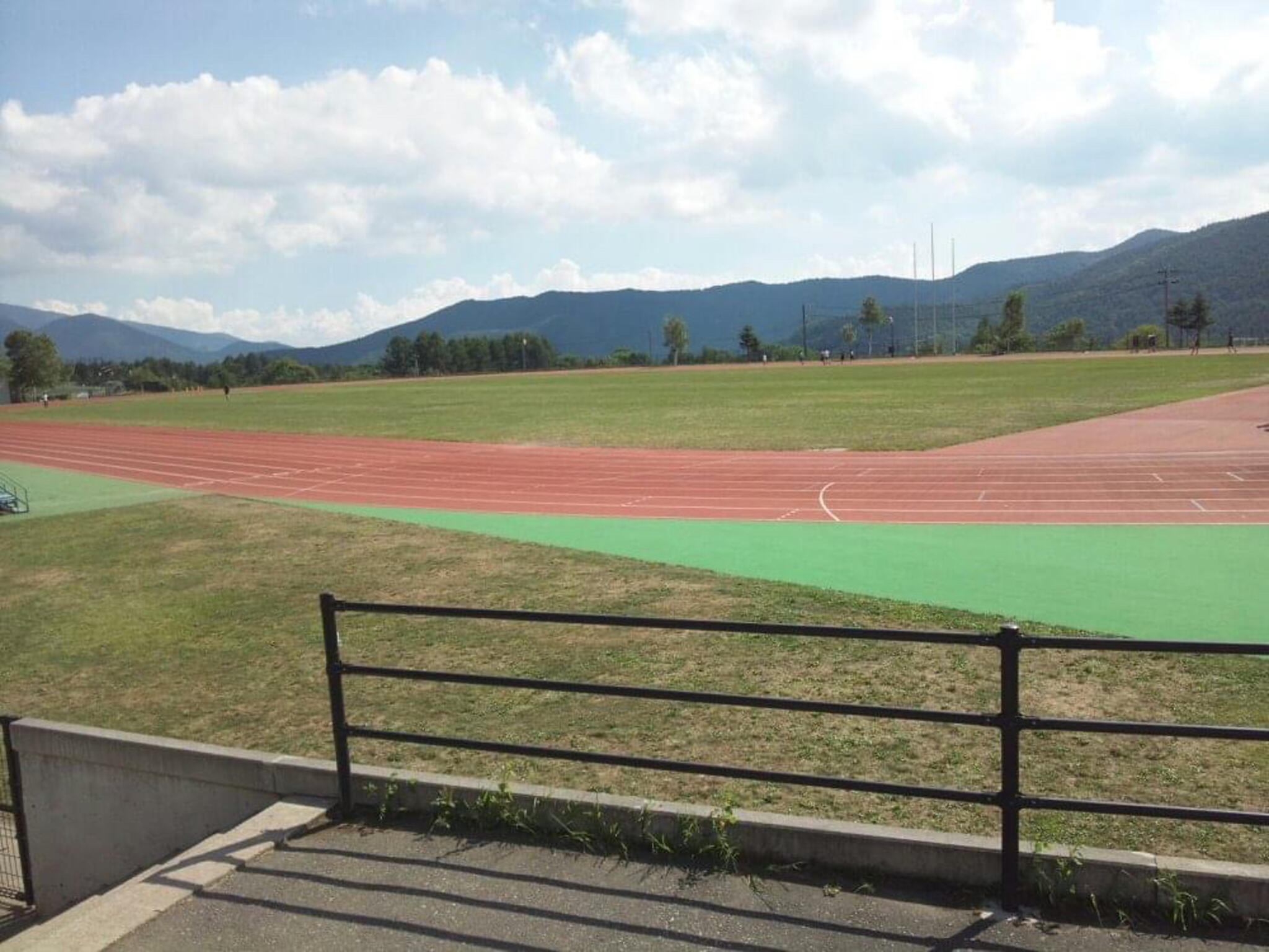 菅平高原スポーツランド陸上競技場の代表写真5