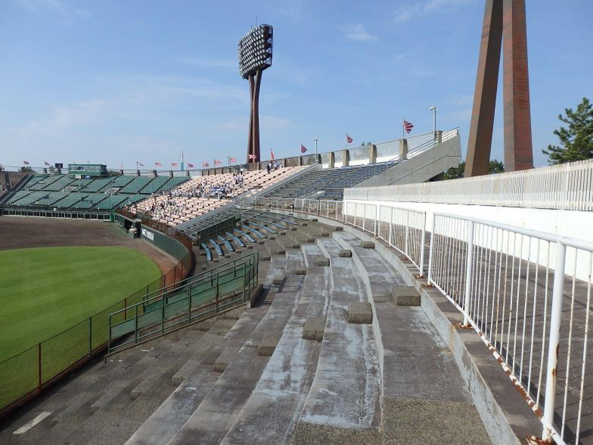 石川県立 野球場の代表写真2