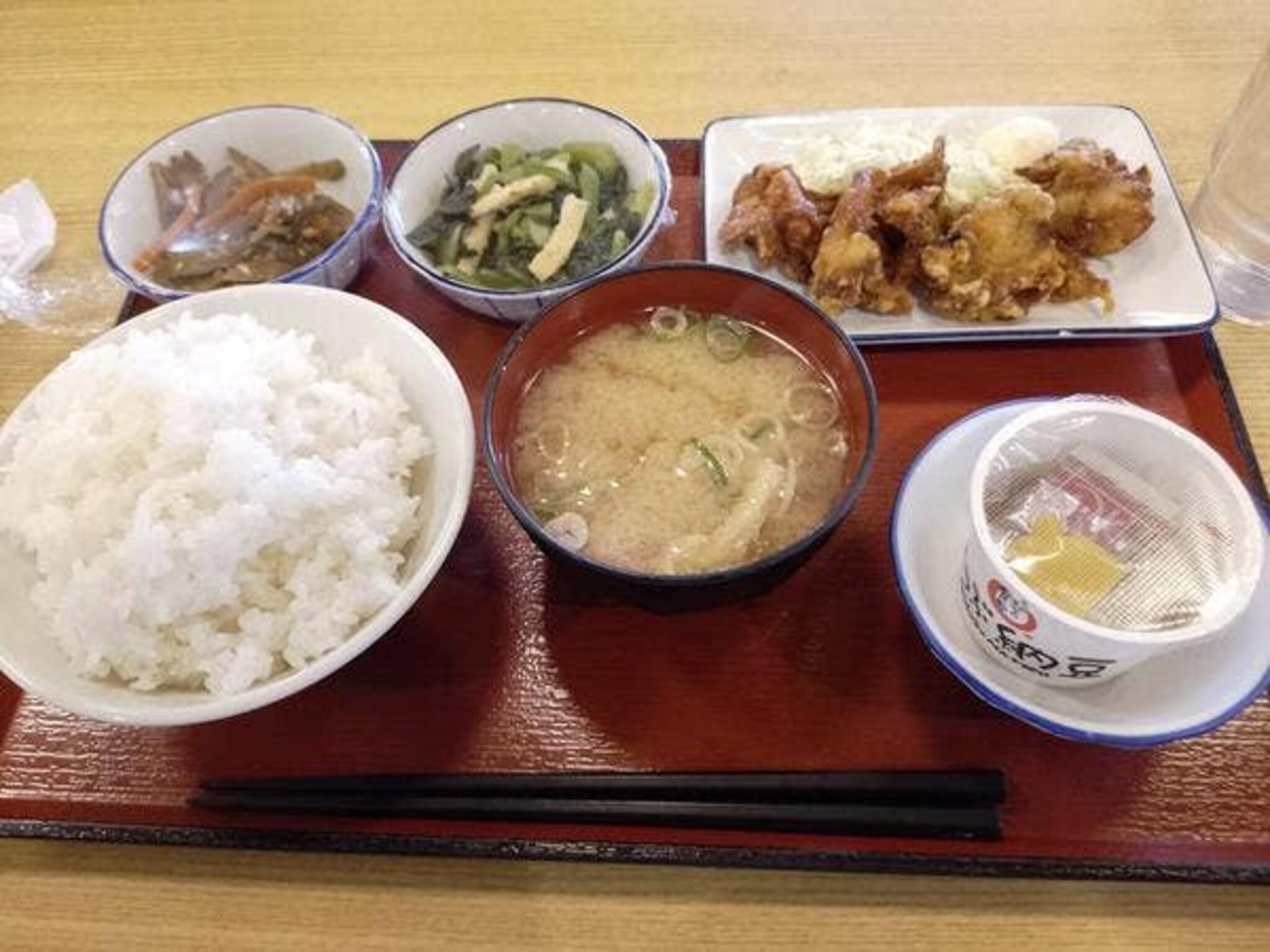 まいどおおきに　神戸長田南食堂の代表写真7