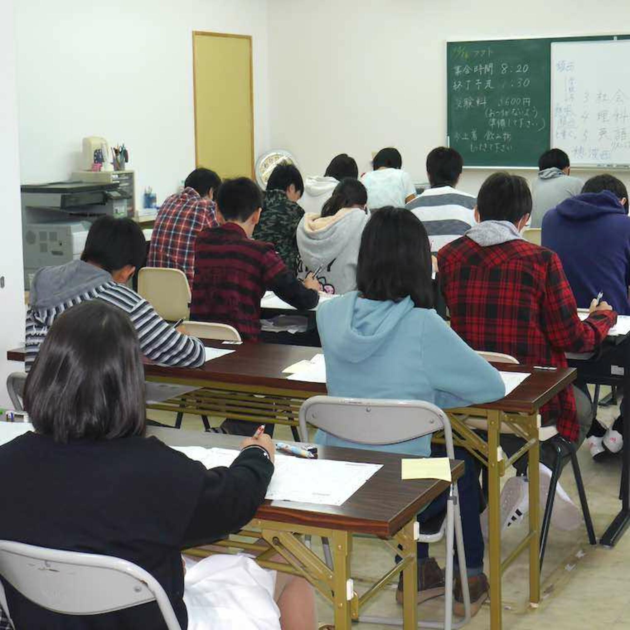 個別進学スクール 飯塚本校の代表写真9