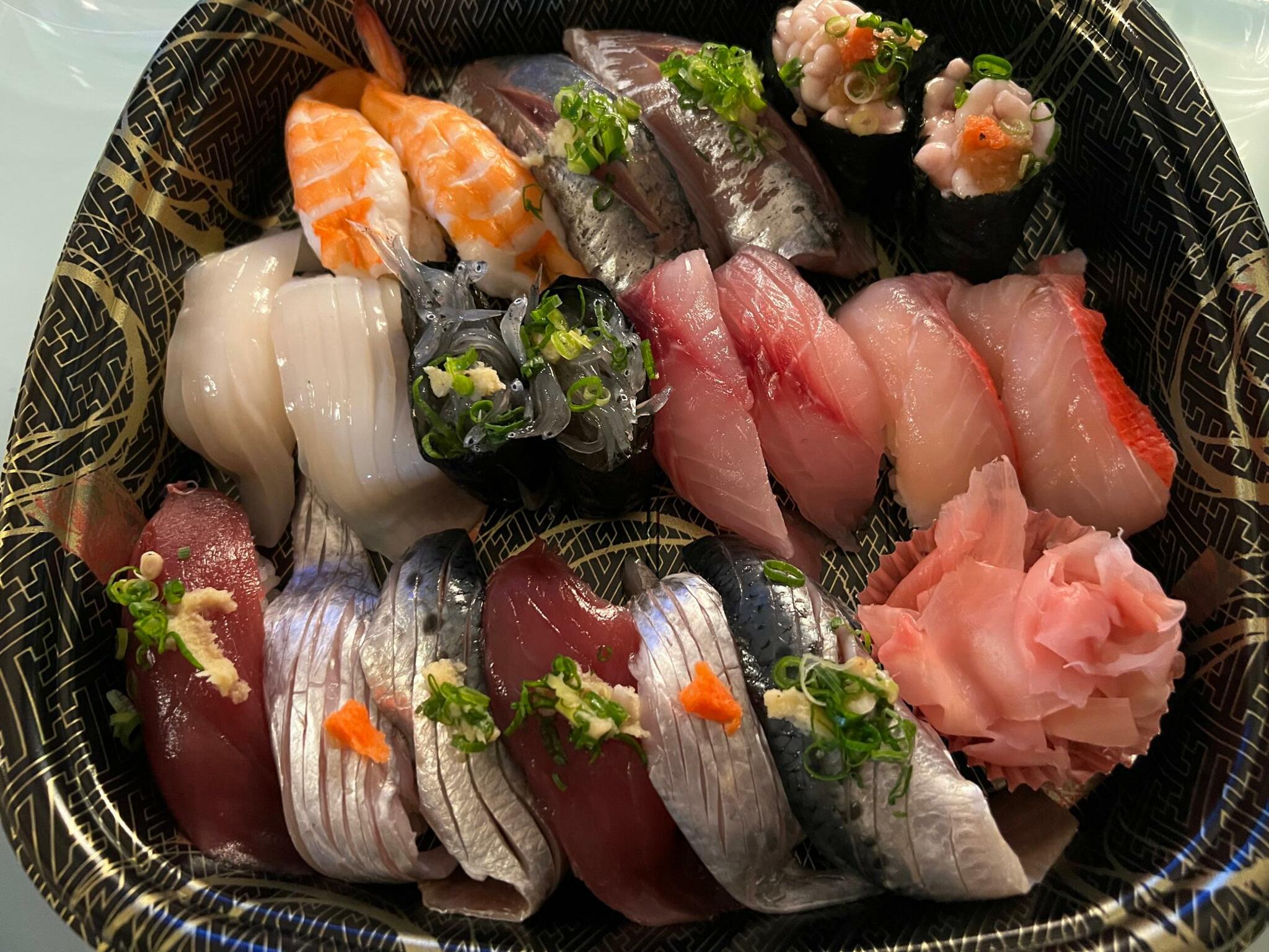 回転寿司魚磯の代表写真5