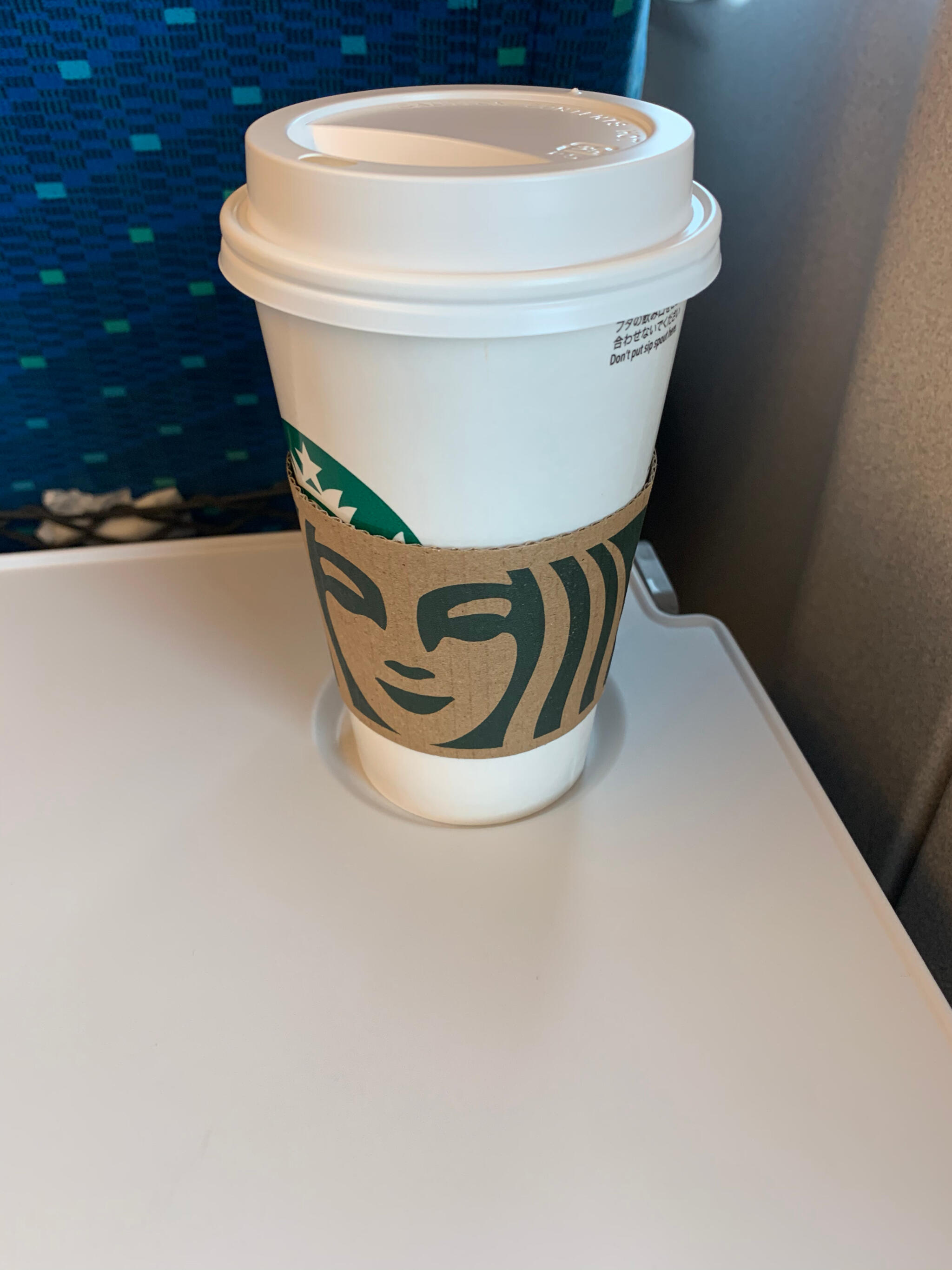 スターバックスコーヒー ＪＲ東海 新大阪駅新幹線ラチ内店の代表写真3