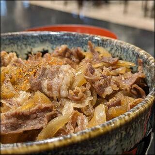 お肉屋さんの定食と丼 岩井畜産の写真1