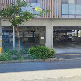 特P 古波蔵4-1-1駐車場の写真3