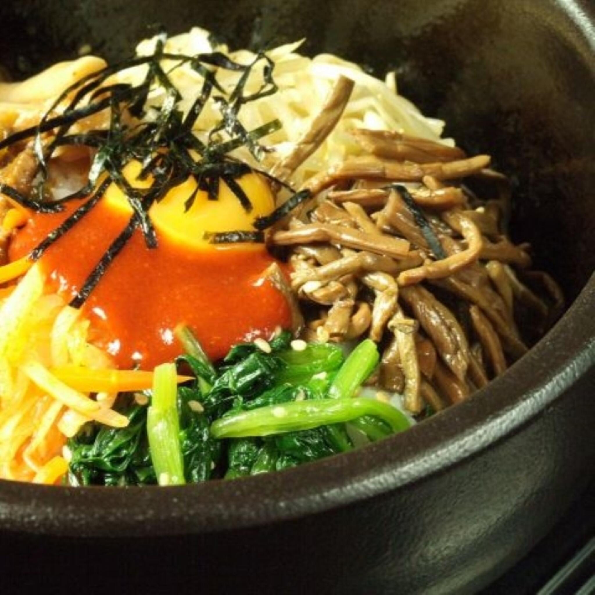 韓国料理とサムギョプサル 豚まるの代表写真8