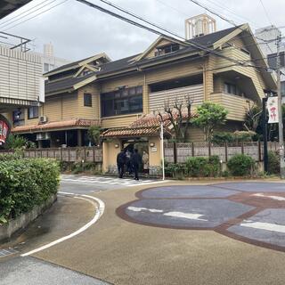 琉球料理と琉球舞踊 四つ竹 久米店の写真25