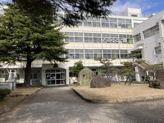 新潟市立関屋小学校 新潟市中央区関屋下川原町/小学校 Yahoo!マップ