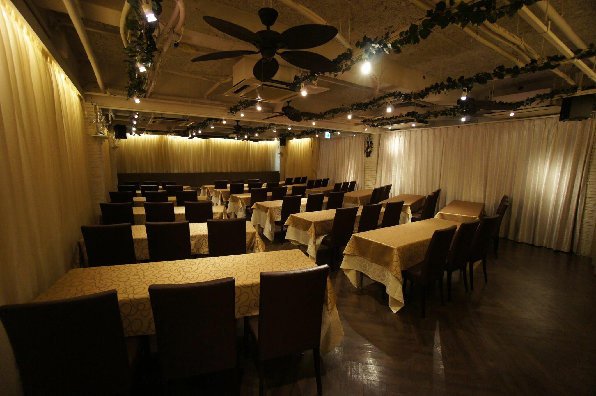 名古屋会議室 ELLE HALL Dining 名古屋駅前店の代表写真6