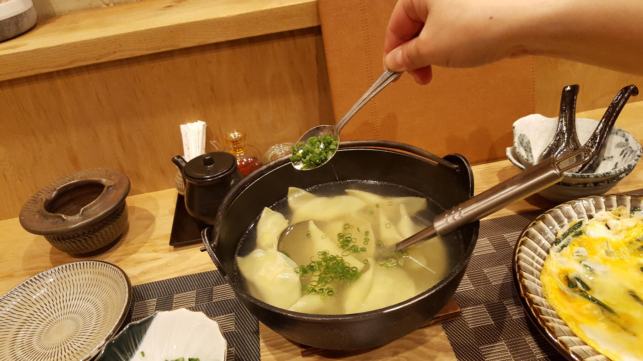 餃子居酒屋 紫おんの代表写真5