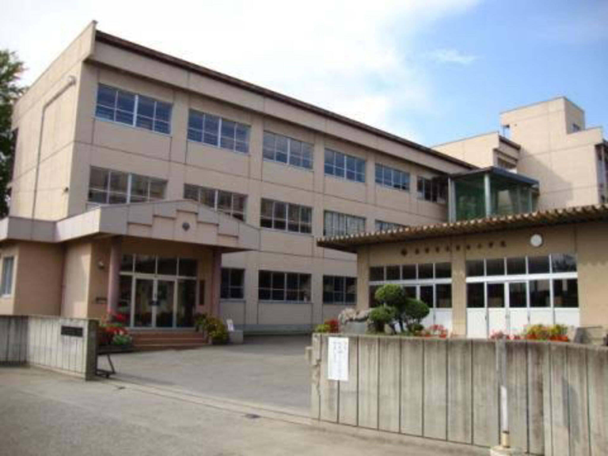 長野市立芹田小学校の代表写真3