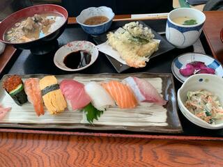 魚屋の寿司 東信のクチコミ写真3