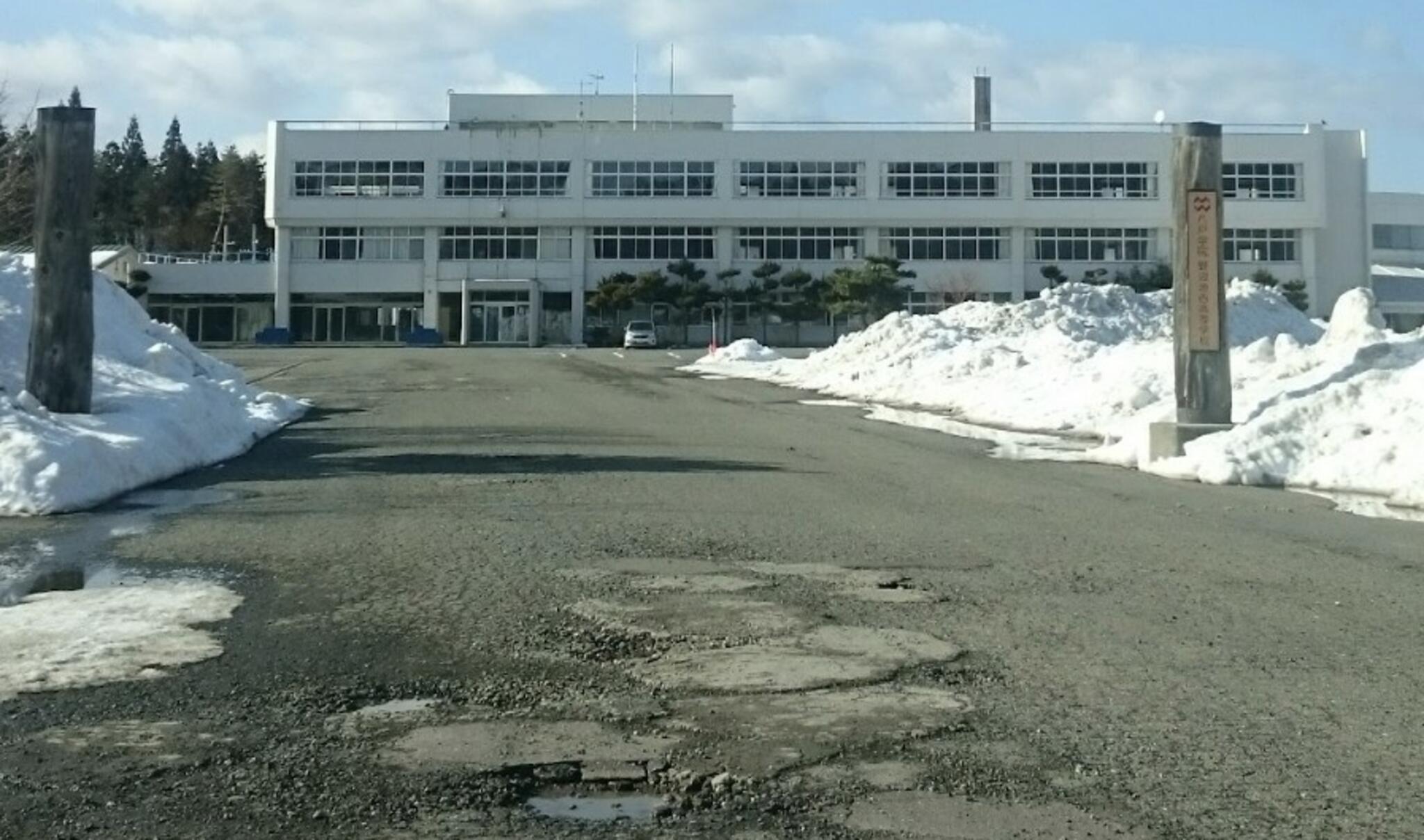 八戸学院野辺地西高等学校の代表写真1