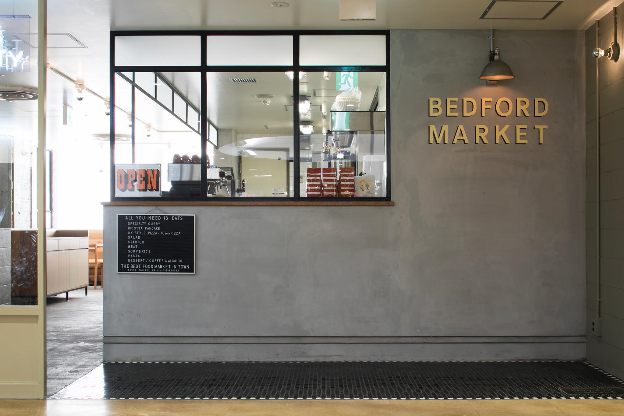 Bedford Marketの代表写真1